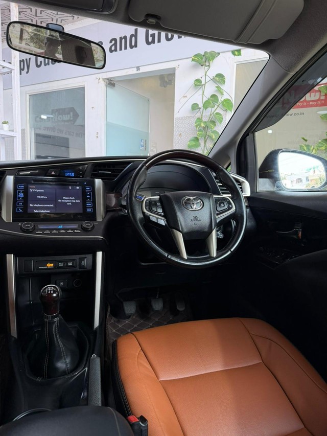 Second-hand 2020 Toyota Innova Crysta 2.4 VX MT for sale in Hyderabad-11