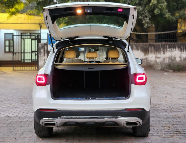 Second-hand 2020 Mercedes-Benz GLC 200 for sale in New Delhi-35