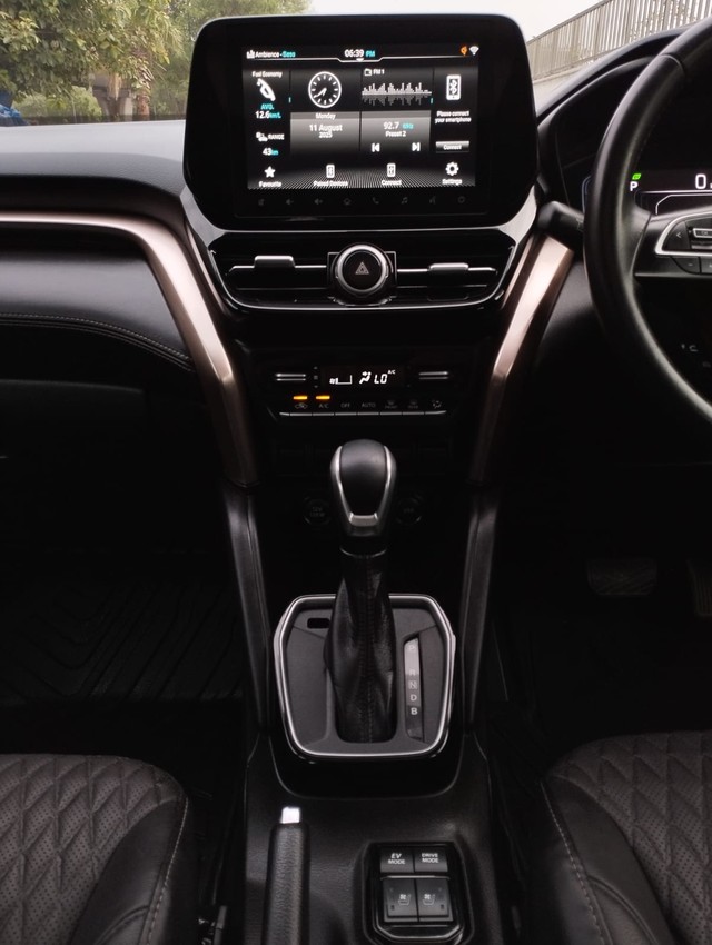 Second-hand 2024 Maruti Grand Vitara Alpha Plus Hybrid CVT for sale in New Delhi-15