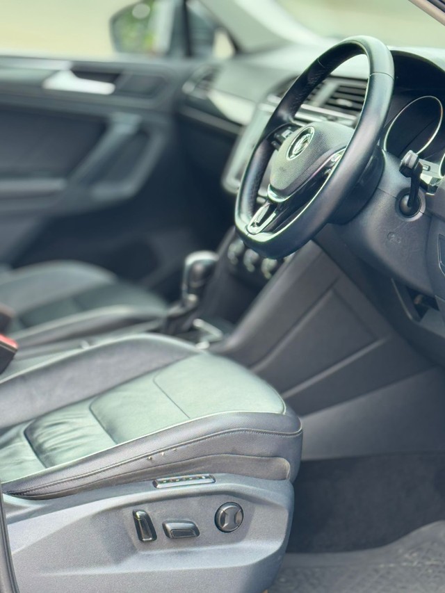 Second-hand 2019 Volkswagen Tiguan 2.0 TDI Comfortline for sale in Surat-12