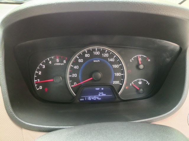 Second-hand 2013 Hyundai Grand i10 CRDi Asta for sale in Hyderabad-7