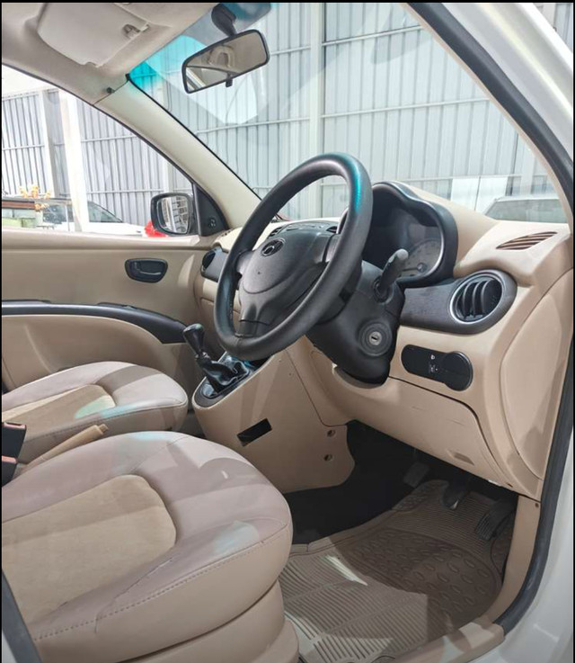 Second-hand 2009 Hyundai i10 Magna 1.2 for sale in Bangalore-9