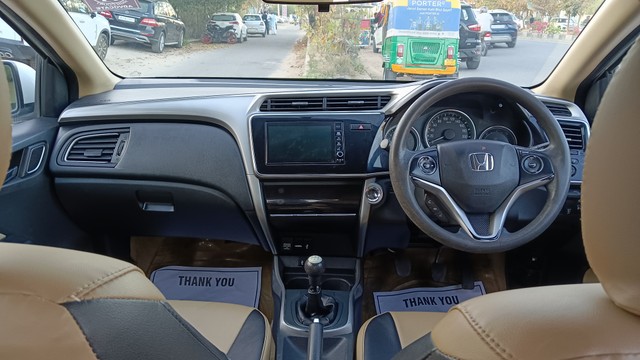 Second-hand 2018 Honda City i-VTEC V for sale in Jaipur-12
