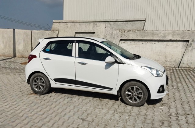 Hyundai Grand i10 Asta Option Second-hand 2015 Hyundai Grand i10 Asta Option for sale in Faridabad-8