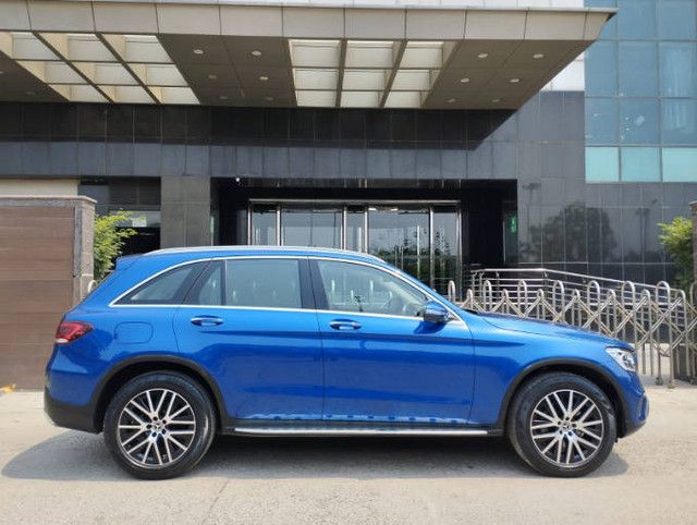 Second-hand 2022 Mercedes-Benz GLC 200 for sale in New Delhi-1