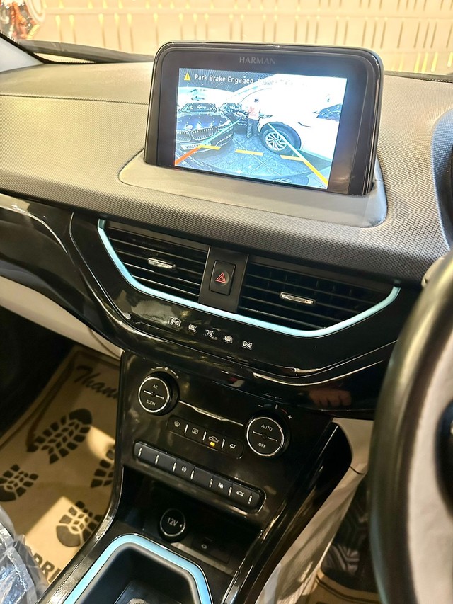 Second-hand 2022 Tata Nexon EV XZ Plus for sale in New Delhi-7