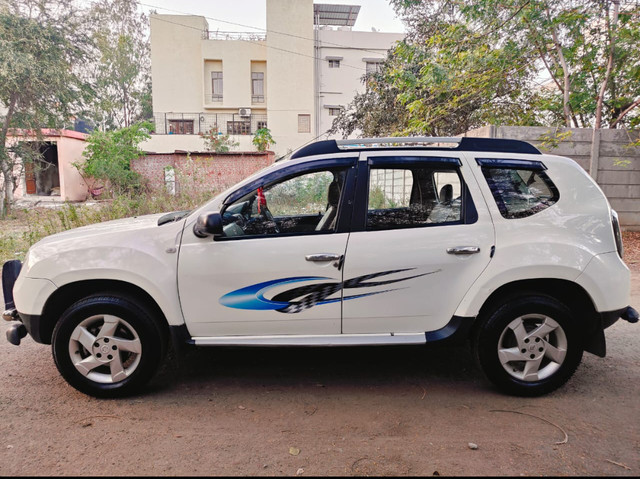 Second-hand 2015 Renault Duster 85PS Diesel RxE for sale in Bhopal-3