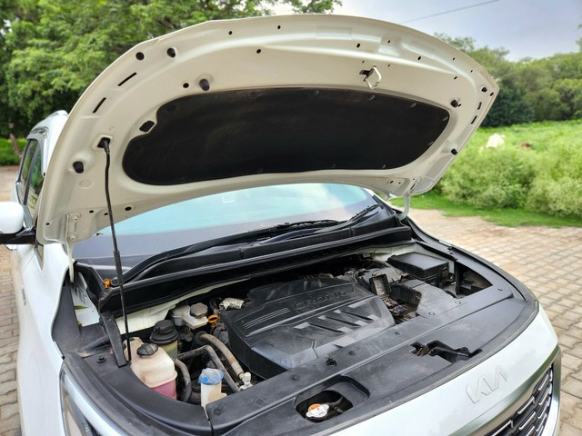 Second-hand 2022 Kia Carnival Limousine Plus for sale in New Delhi-4