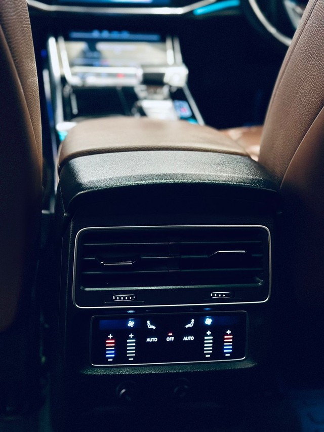 Second-hand 2022 Audi Q7 Technology 2022-2022 for sale in New Delhi-5