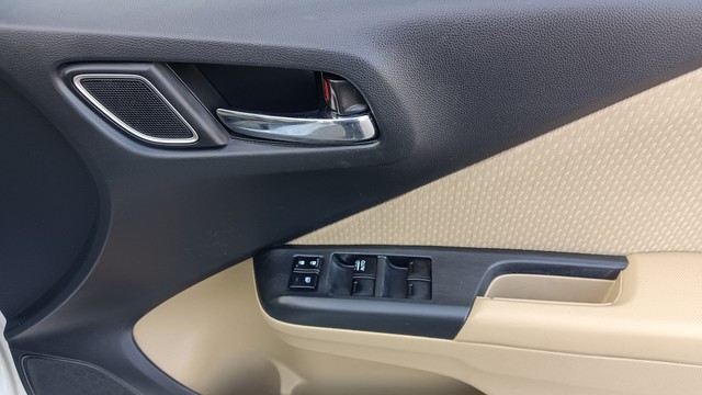 Second-hand 2018 Honda City i-VTEC V for sale in Jaipur-11