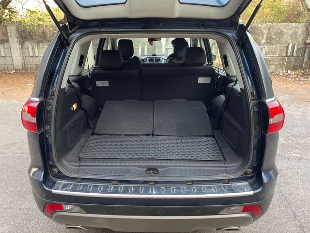 Second-hand 2017 Tata Hexa XTA for sale in Mumbai-18