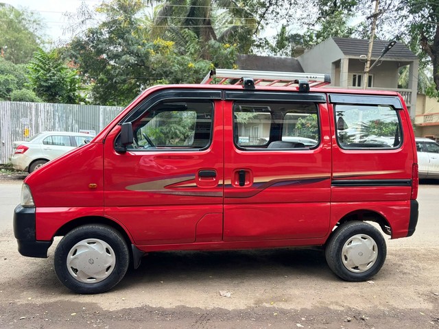 Second-hand 2012 Maruti Eeco 7 Seater Standard BSIV for sale in Miraj-2