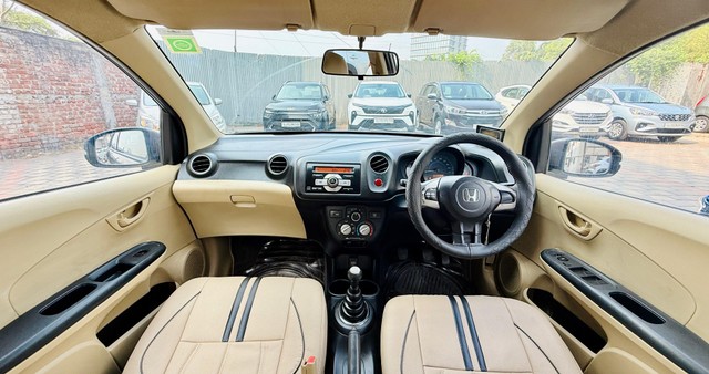 Second-hand 2016 Honda Brio S MT for sale in Surat-6