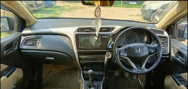 Second-hand 2019 Honda City i-DTEC VX for sale in Patna-4