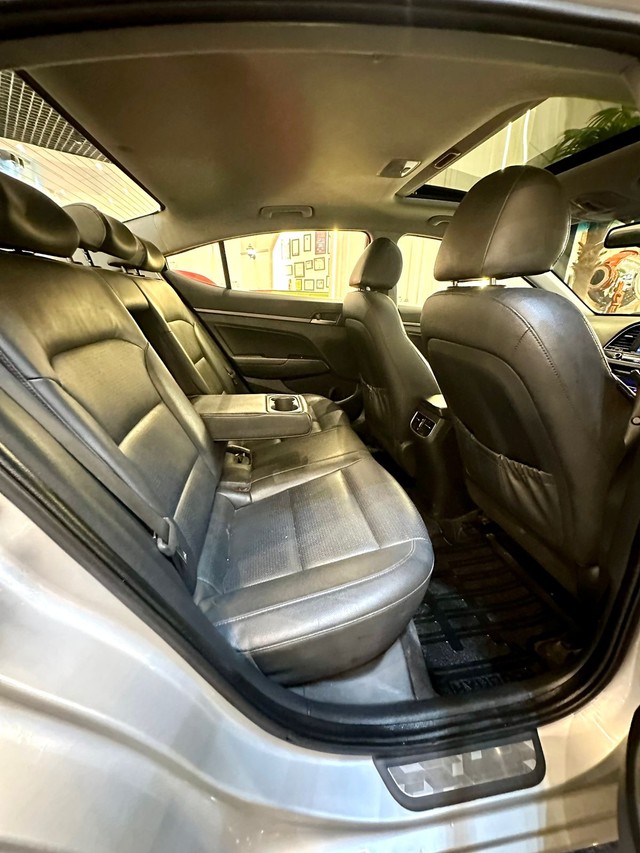 Second-hand 2018 Hyundai Elantra 2.0 SX Option AT for sale in New Delhi-12