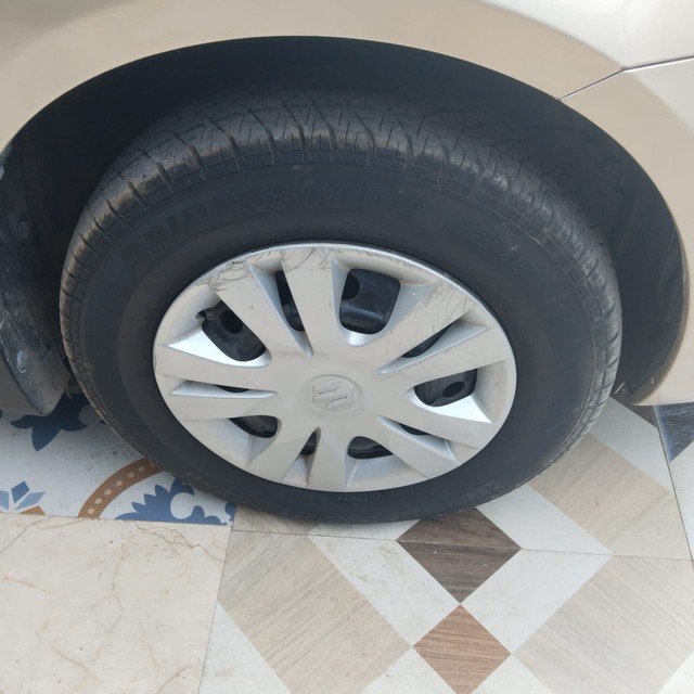 Second-hand 2013 Maruti Swift Dzire VXI for sale in Mira Road-5