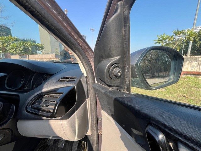 Tata Tiago 1.2 Revotron XT Second-hand 2017 Tata Tiago 1.2 Revotron XT for sale in Noida-7