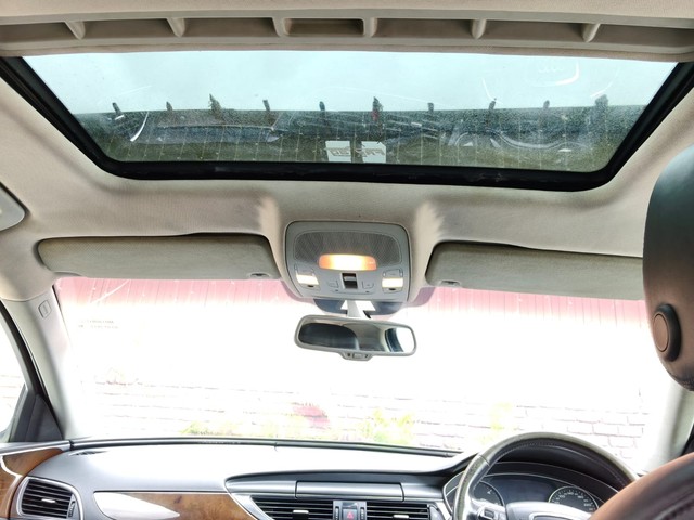 Second-hand 2012 Audi A6 2.0 TDI for sale in Pune-12