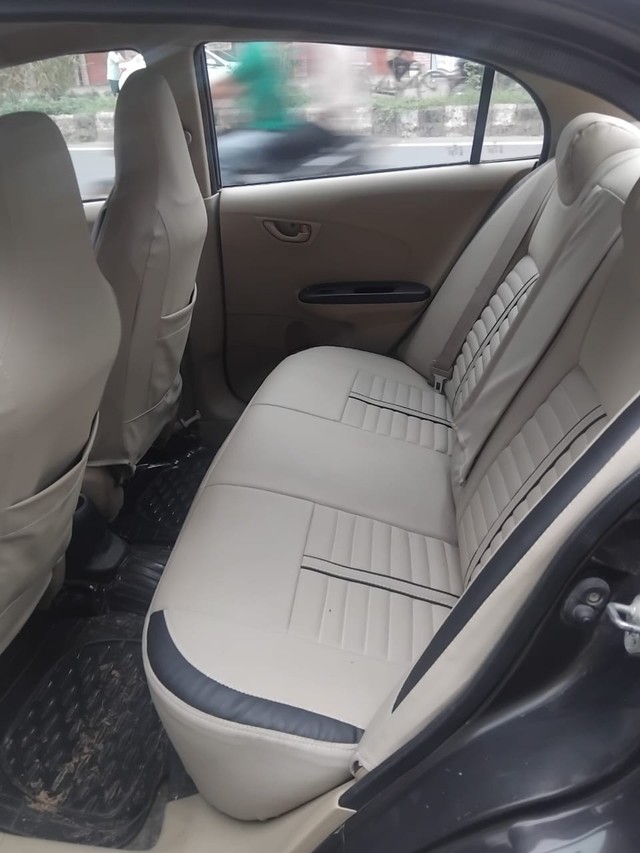 Second-hand 2017 Honda Amaze S i-VTEC for sale in New Delhi-6