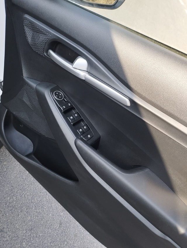 Second-hand 2024 Kia Seltos HTK Plus IVT for sale in New Delhi-6