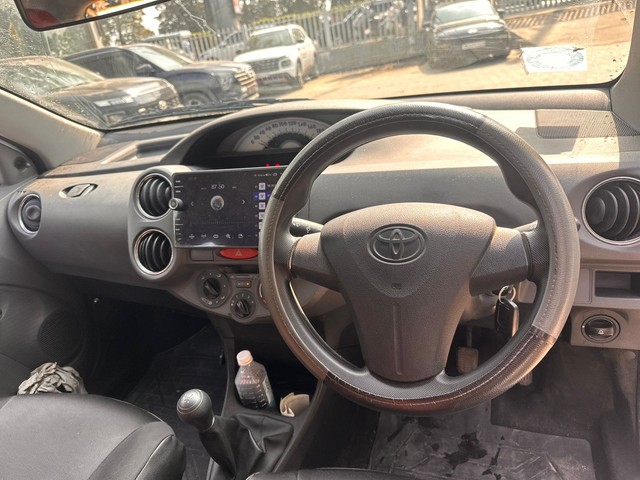 Second-hand 2012 Toyota Etios Liva G for sale in Lucknow-9