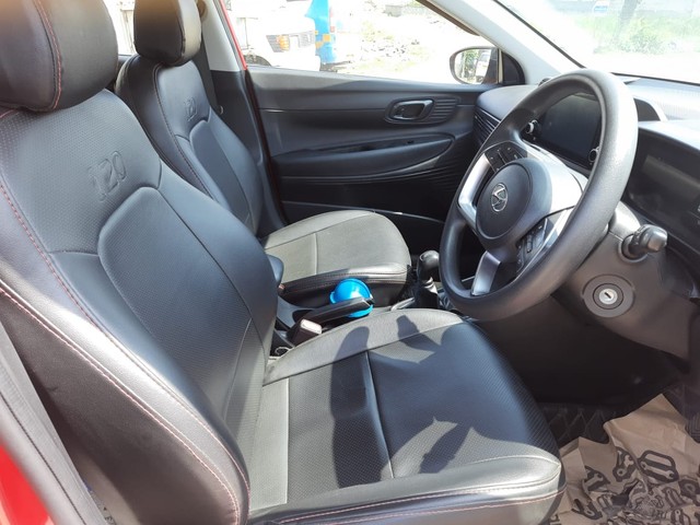 Second-hand 2022 Hyundai i20 Sportz BSVI for sale in Chennai-5