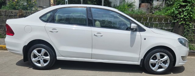 Second-hand 2015 Skoda Rapid 1.5 TDI AT Ambition for sale in Pune-1