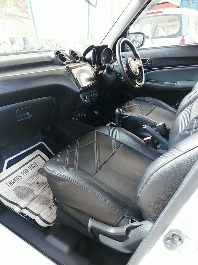 Second-hand 2023 Maruti Suzuki Swift VXI CNG for sale in New Delhi-10