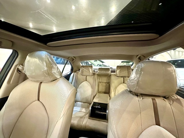 Second-hand 2021 Toyota Camry Hybrid 2.5 for sale in New Delhi-18