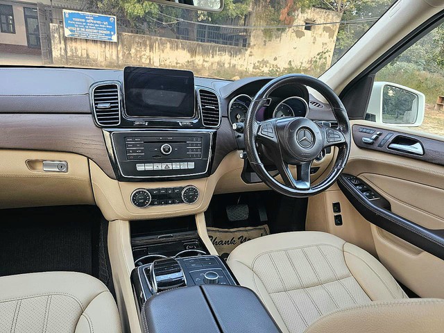 Second-hand 2019 Mercedes-Benz GLS 350d Grand Edition for sale in New Delhi-11