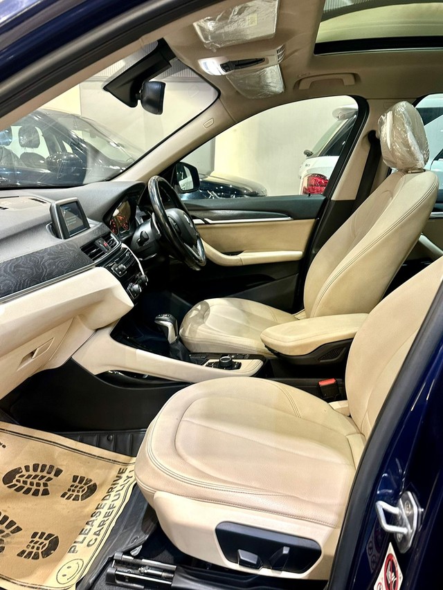 Second-hand 2017 BMW X5 xDrive 30d Design Pure Experience 5 Seater for sale in New Delhi-18