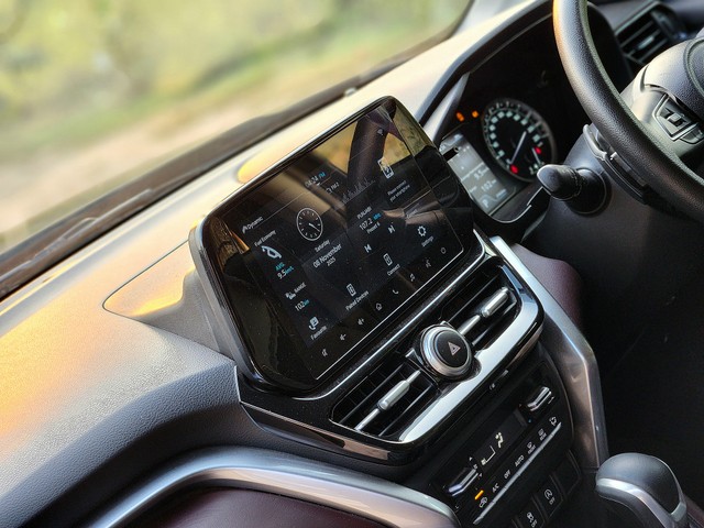 Second-hand 2022 Maruti Grand Vitara Zeta AT BSVI for sale in New Delhi-20