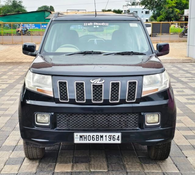 Mahindra TUV 300 T8 Second-hand 2015 Mahindra TUV 300 T8 for sale in Nashik