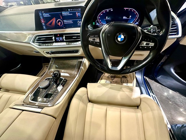 Second-hand 2021 BMW X5 xDrive 40i SportX Plus for sale in New Delhi-16