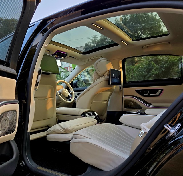 Second-hand 2022 Mercedes-Benz S-Class S450 4Matic BSVI for sale in New Delhi-13