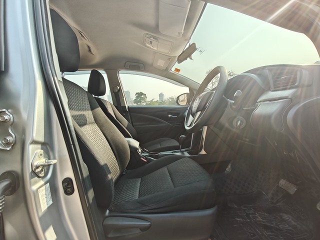 Second-hand 2016 Toyota Innova 2.5 G (Diesel) 7 Seater BS IV for sale in Mumbai-14