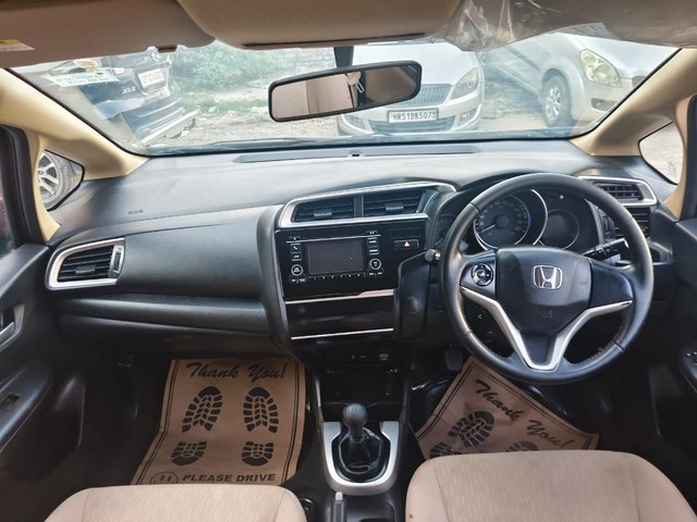 Second-hand 2018 Honda Jazz V for sale in Noida-11