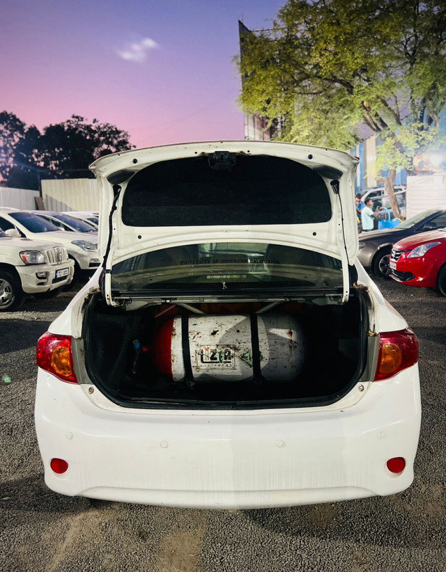 Toyota Corolla Altis 1.8 j CNG Second-hand 2010 Toyota Corolla Altis 1.8 j CNG for sale in Pune-3