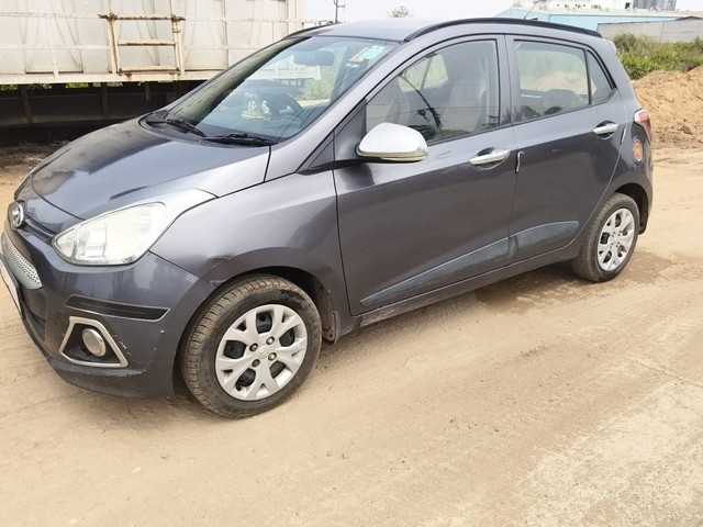 Second-hand 2016 Hyundai Grand i10 Sportz for sale in Khordha-4