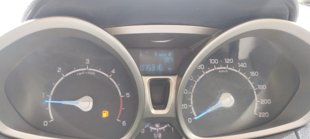 Second-hand 2016 Ford Ecosport 1.5 TDCi Titanium BSIV for sale in Dewas-9