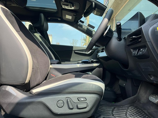 Second-hand 2022 Kia EV6 GT line AWD for sale in Bangalore-11