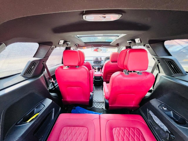 Second-hand 2023 Tata Safari XZA Plus (O) 6 Str Red Dark Edition AT for sale in Noida-2