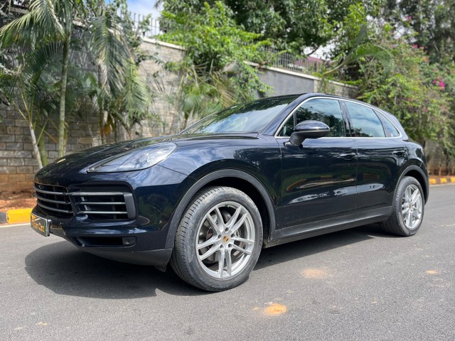 Second-hand 2020 Porsche Cayenne S for sale in Bangalore-5