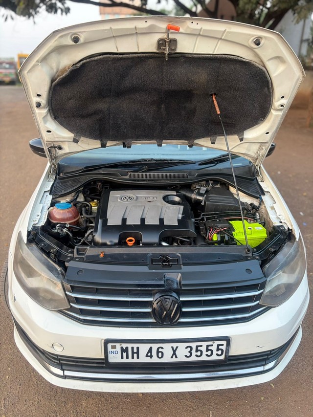 Second-hand 2013 Volkswagen Vento Diesel Highline for sale in Miraj-3