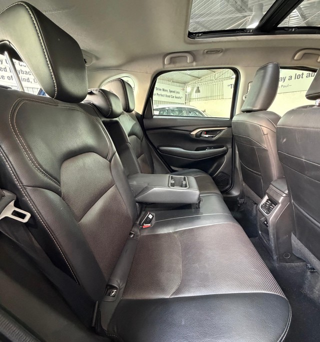 Maruti Suzuki Grand Vitara Alpha Plus Hybrid CVT BSVI Second-hand 2022 Maruti Suzuki Grand Vitara Alpha Plus Hybrid CVT BSVI for sale in Hyderabad-13