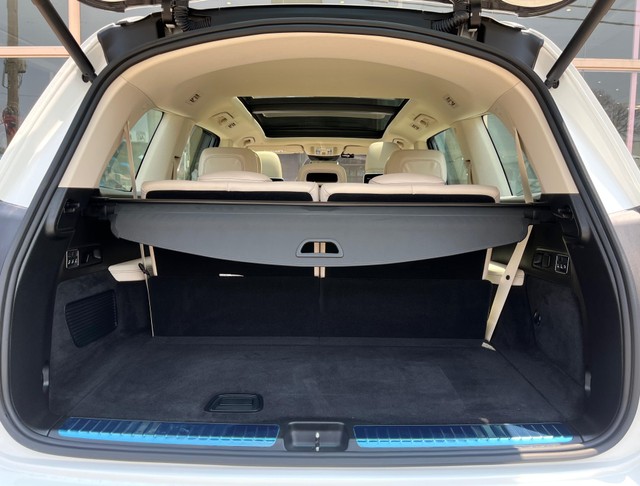 Mercedes-Benz GLS 450d 4matic Second-hand 2024 Mercedes-Benz GLS 450d 4matic for sale in Bangalore-19