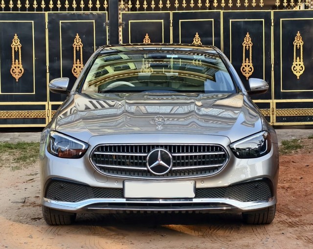 Second-hand 2021 Mercedes-Benz E-Class Exclusive E 220d for sale in Kolkata-2