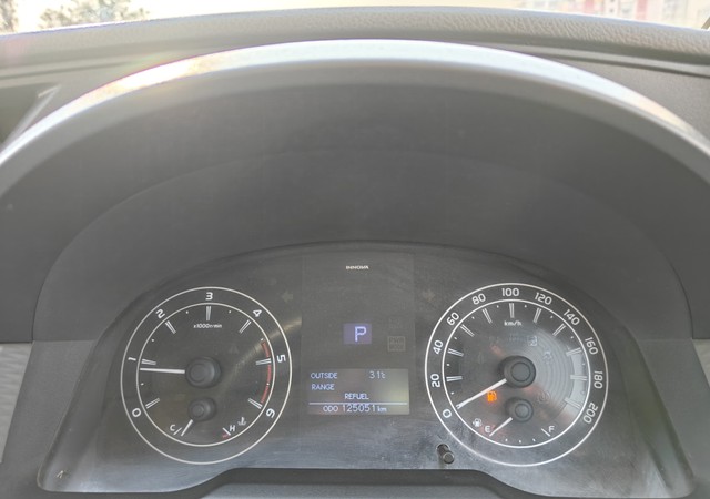 Second-hand 2016 Toyota Innova 2.5 G (Diesel) 7 Seater BS IV for sale in Mumbai-21