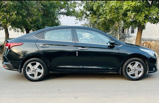 Second-hand 2022 Hyundai Verna SX Diesel for sale in Jaipur-1