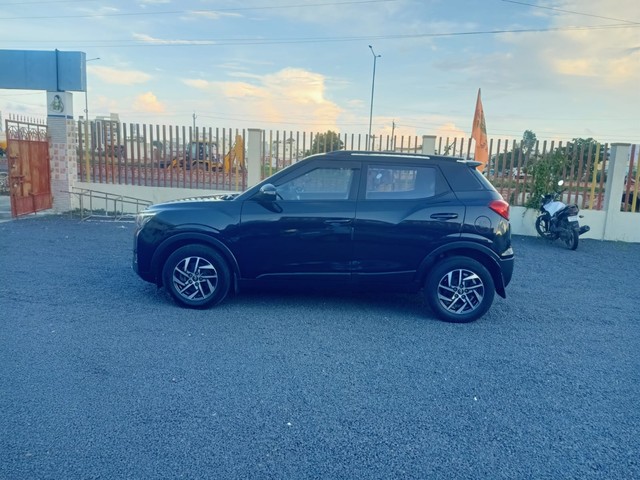 Second-hand 2022 Mahindra XUV300 W8 Option Diesel BSVI for sale in Ongole-6